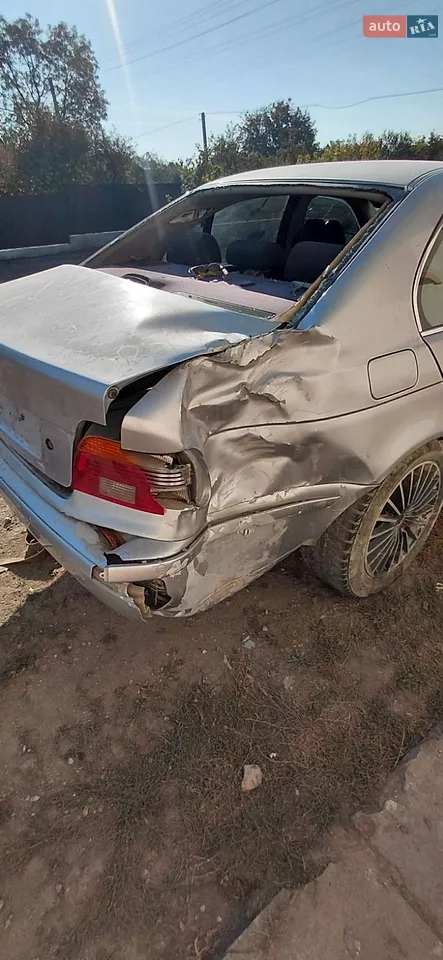 BMW 5 Series 2000