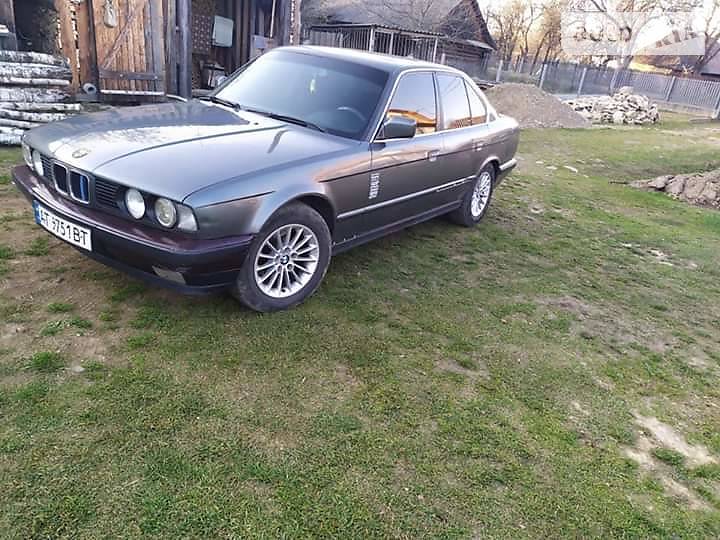 Бмв 520 1989
