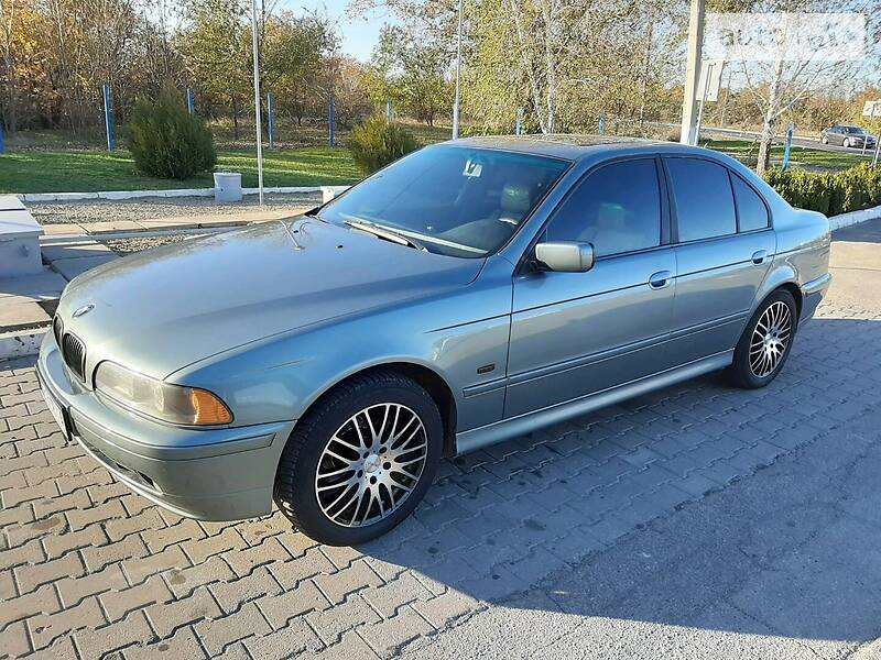 BMW 520