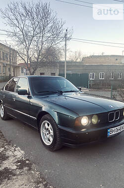 Седан BMW 520 1993 в Одессе
