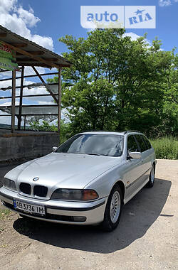 Унiверсал BMW 520 1999 в Вінниці