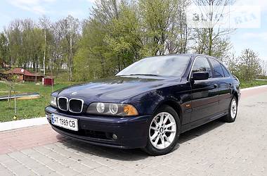 Autoria купить синие авто бмв 5 серии продажа Bmw 5 Series
