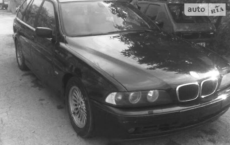 BMW 525
