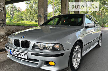 Седан BMW 525 2002 в Києві