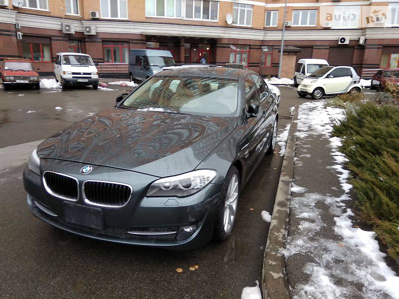 Седан BMW 535 2012 в Киеве