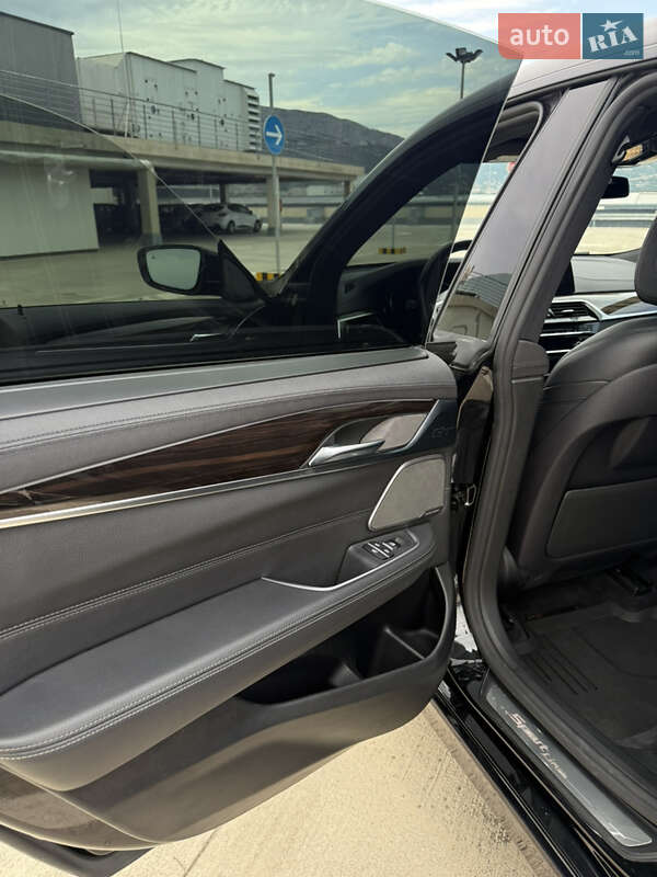 Лифтбек BMW 6 Series GT 2018 в Ужгороде