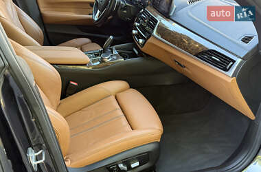 Лифтбек BMW 6 Series GT 2018 в 