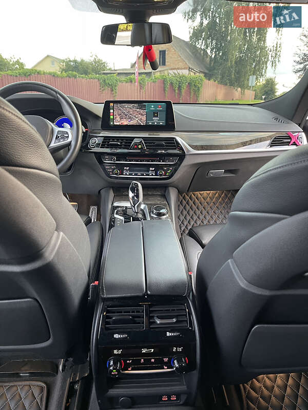 Лифтбек BMW 6 Series GT 2018 в Василькове