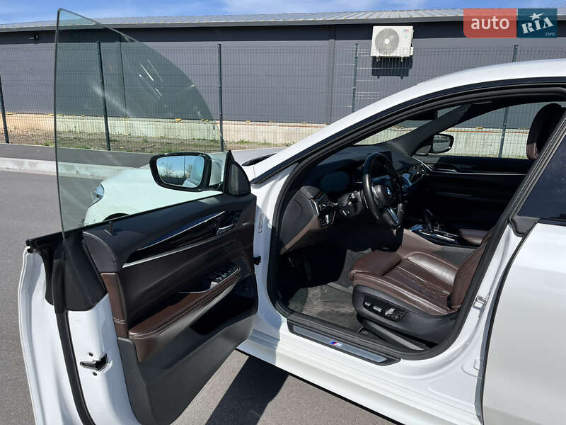 Лифтбек BMW 6 Series GT 2018 в Виннице