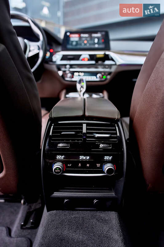 Лифтбек BMW 6 Series GT 2018 в Киеве фото 33 Лифтбек BMW 6 Series GT 2018 в Киеве