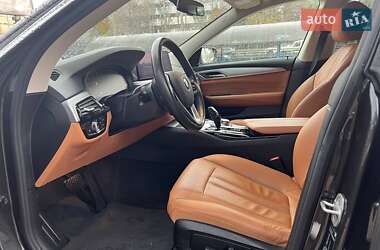 Лифтбек BMW 6 Series GT 2020 в 