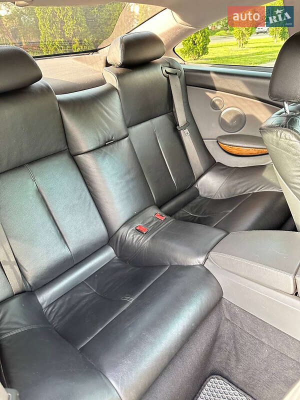 Купе BMW 6 Series 2004 в Чернівцях