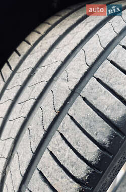 Купе BMW 6 Series 2013 в 