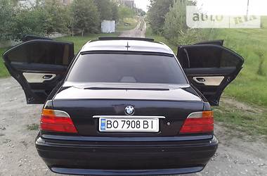 Седан BMW 7 Series 2000 в Тернополе