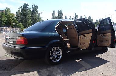 Седан BMW 7 Series 2000 в Николаеве