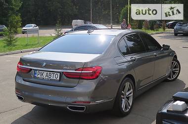 Седан BMW 7 Series 2016 в Киеве