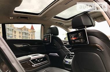 Седан BMW 7 Series 2016 в Киеве