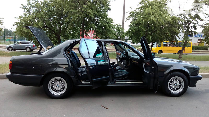 Седан BMW 7 Series 1992 в Киеве фото 21 Седан BMW 7 Series 1992 в Киеве