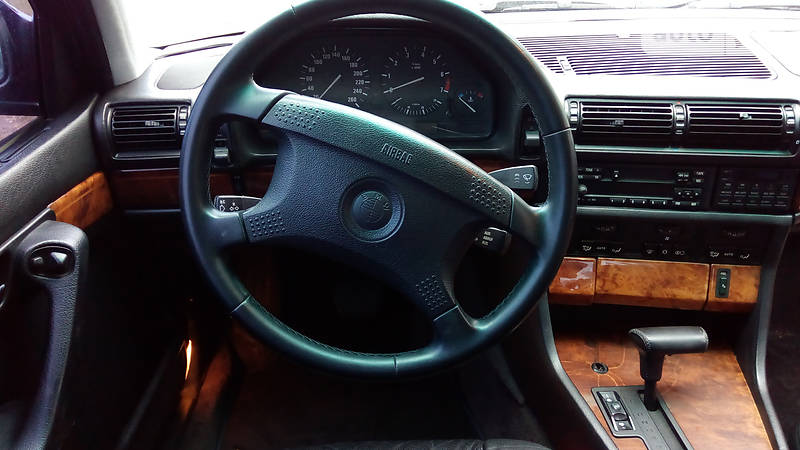 Седан BMW 7 Series 1992 в Киеве фото 29 Седан BMW 7 Series 1992 в Киеве