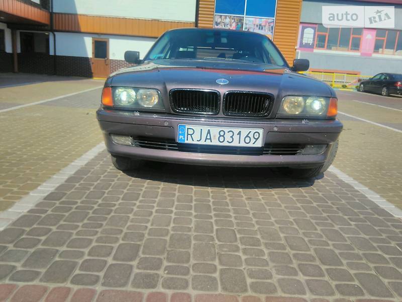 Седан BMW 7 Series 1997 в Львове