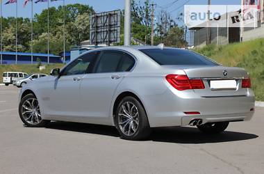 Седан BMW 7 Series 2009 в Виннице