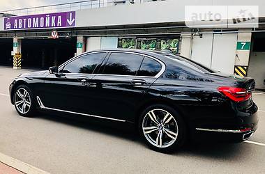 Седан BMW 7 Series 2017 в Киеве