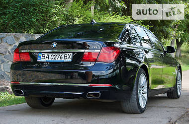 Седан BMW 7 Series 2014 в Кропивницком