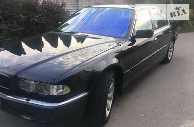 Седан BMW 7 Series 2000 в Виннице