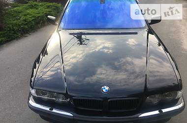 Седан BMW 7 Series 2000 в Виннице