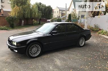 Седан BMW 7 Series 1997 в Киеве