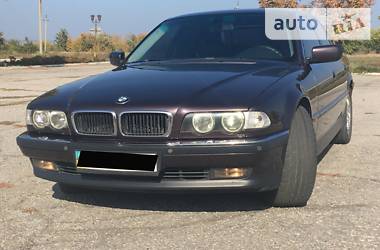 Седан BMW 7 Series 1999 в Мелитополе