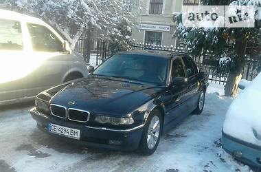 Седан BMW 7 Series 2000 в Черновцах