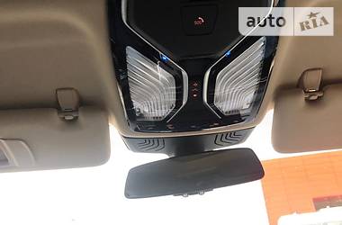 Седан BMW 7 Series 2016 в 