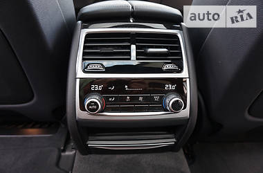 Седан BMW 7 Series 2018 в 
