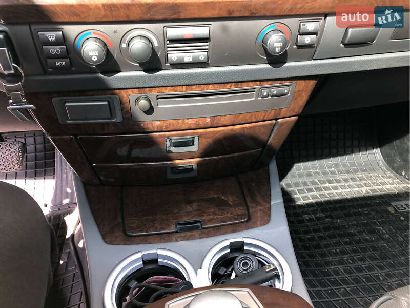 Седан BMW 7 Series 2002 в Львові