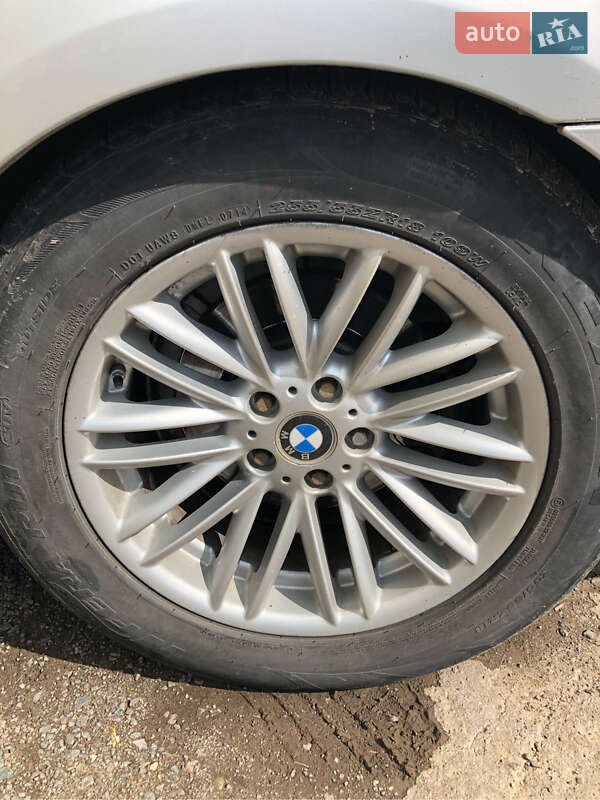 Седан BMW 7 Series 2002 в Львові