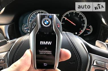 Седан BMW 7 Series 2016 в 