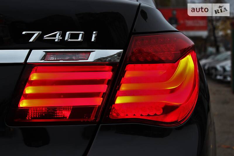 Седан BMW 7 Series 2013 в Одесі