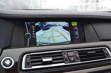 Седан BMW 7 Series 2011 в 