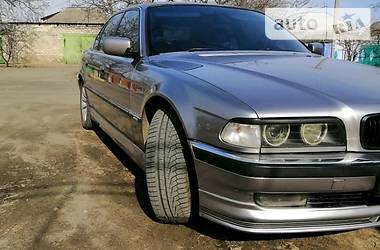 Седан BMW 7 Series 1996 в Вознесенську