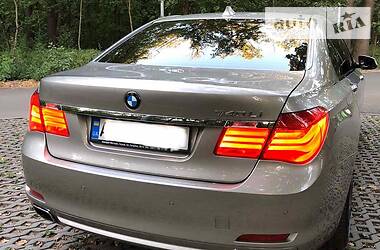 Седан BMW 7 Series 2008 в 