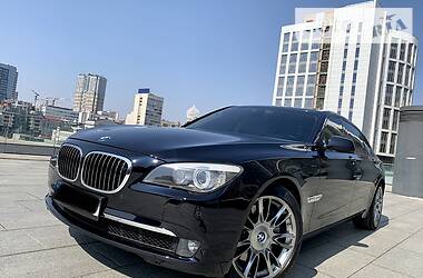 Седан BMW 7 Series 2011 в 