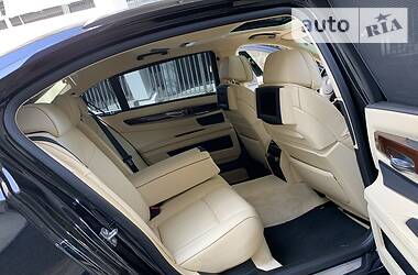 Седан BMW 7 Series 2011 в 