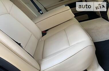 Седан BMW 7 Series 2011 в 