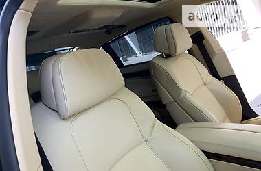 Седан BMW 7 Series 2011 в 