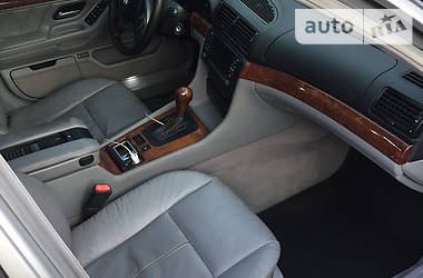Седан BMW 7 Series 2001 в 