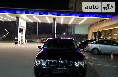 Седан BMW 7 Series 2002 в 