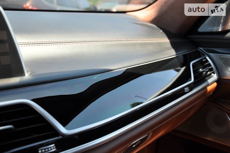 Седан BMW 7 Series 2017 в Одессе