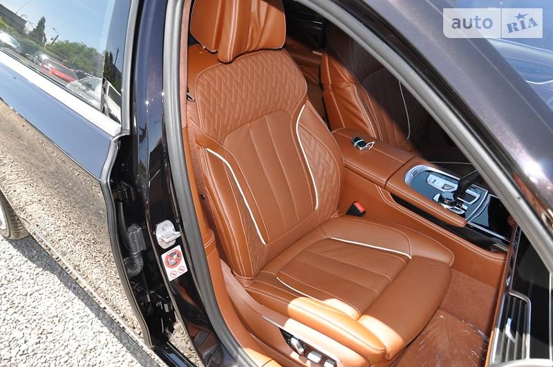 Седан BMW 7 Series 2017 в Одессе