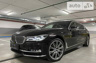 Седан BMW 7 Series 2017 в Киеве